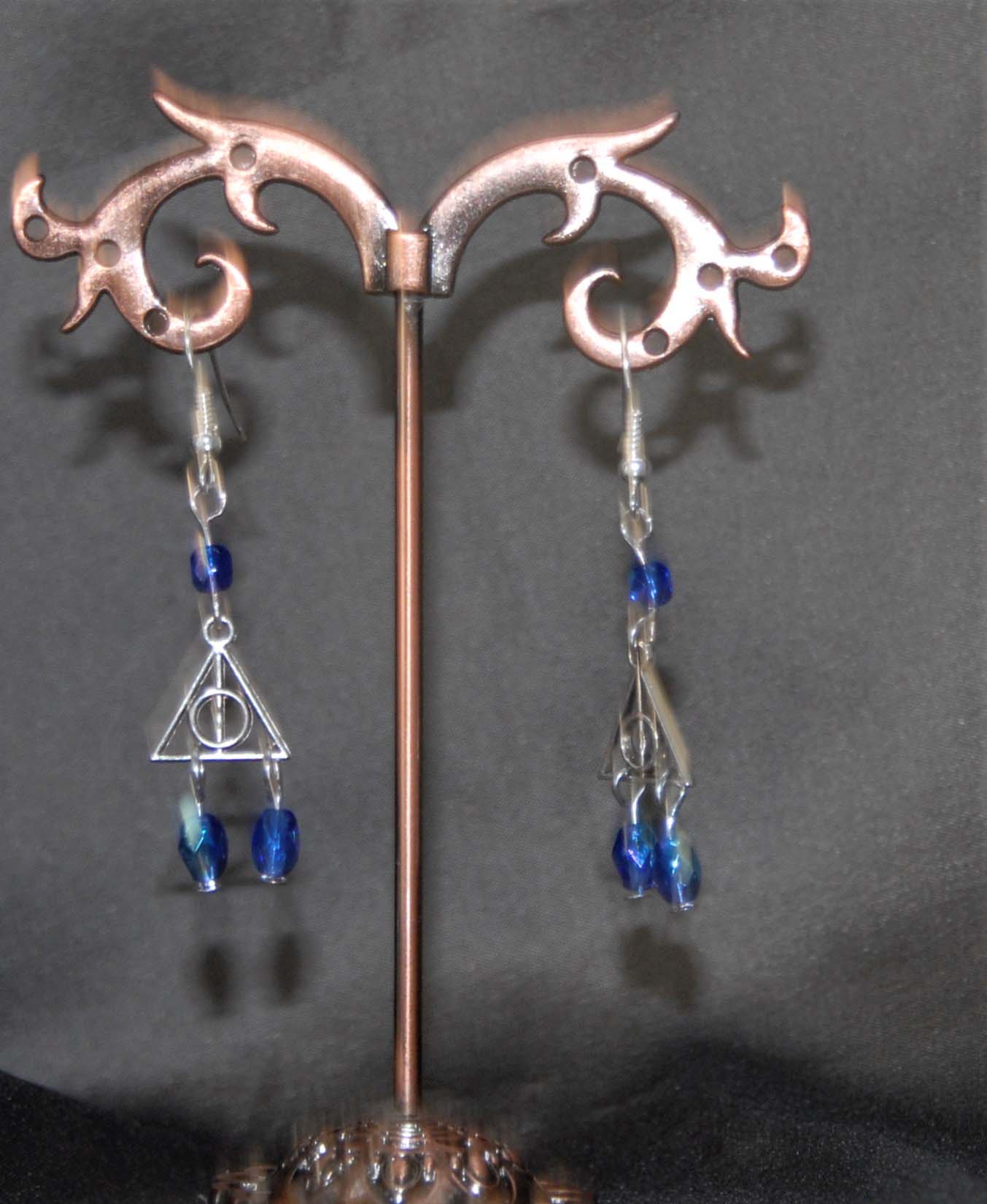 boucles d'oreilles breloque reliques de la mort argent cristal de Bohème bleu